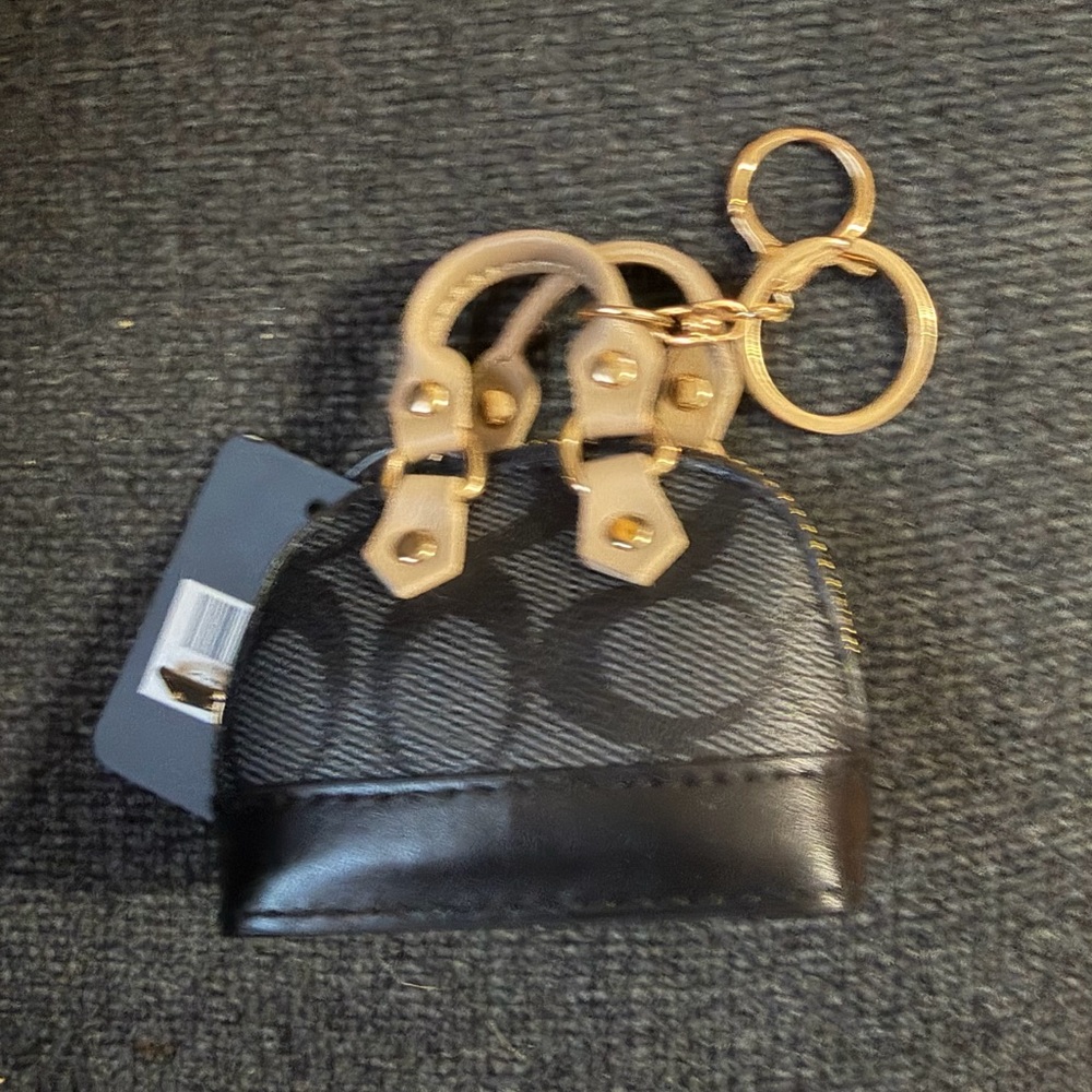 Small Patterned Dome Keychain Coin Purse with Tan Handles